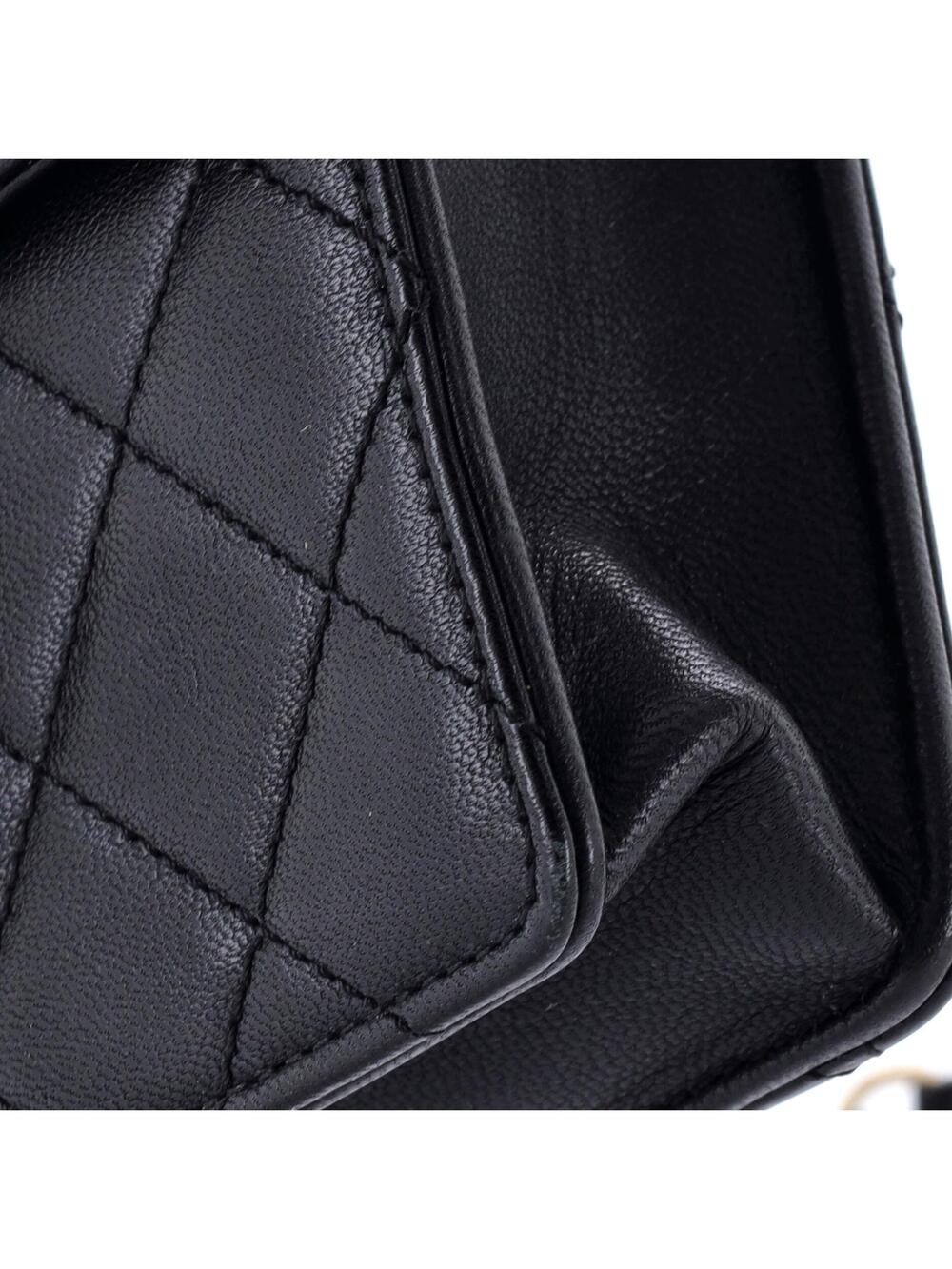 Chanel Chic Pearls Flap Bag Quilted #240080C31B - Picture 7 of 8